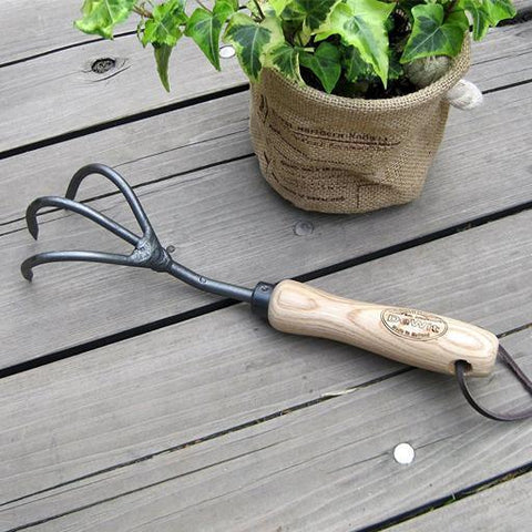 3-Tine Cultivator with Short Handle