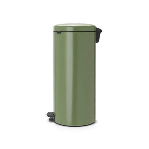 newIcon Pedal Bin, 8 Gal.